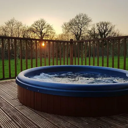 Victory Greenland Lodge *